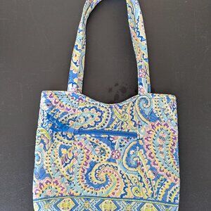 Vera Bradley Quilted Shoulder Purse Tote Capri Blue Magnetic closure